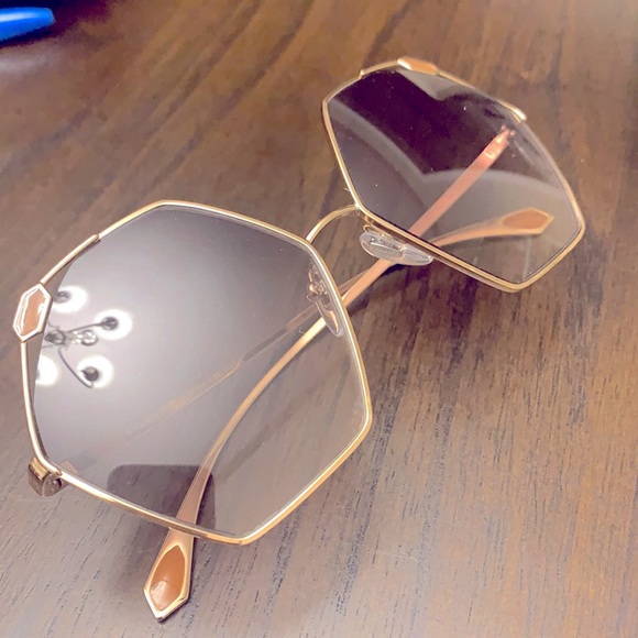 Bulgari Sunglasses - pink and gold - Picture 3 of 7